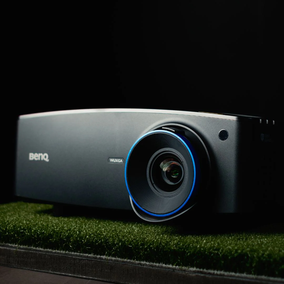 BenQ LU935ST Golf Simulator Projector - Image 3