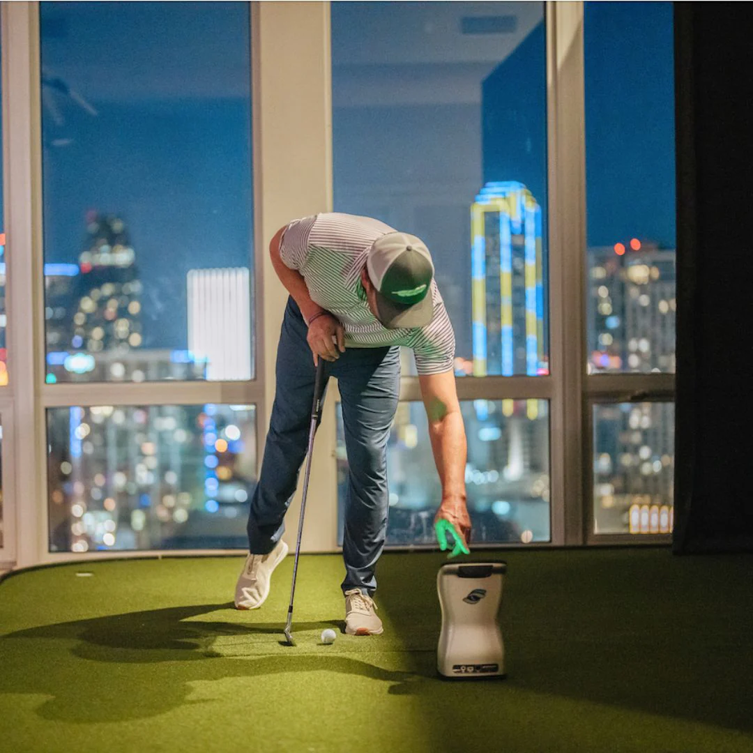 Foresight Sports GCQuad SIG10 Golf Simulator - Image 4