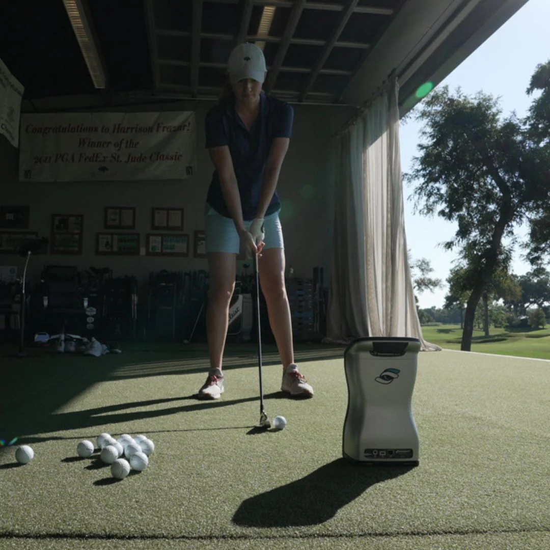 Foresight Sports GCQuad SIG8 Golf Simulator - Image 4