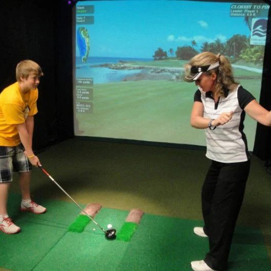 HD Golf Simulator Ultimate Entertainment Package - Image 9