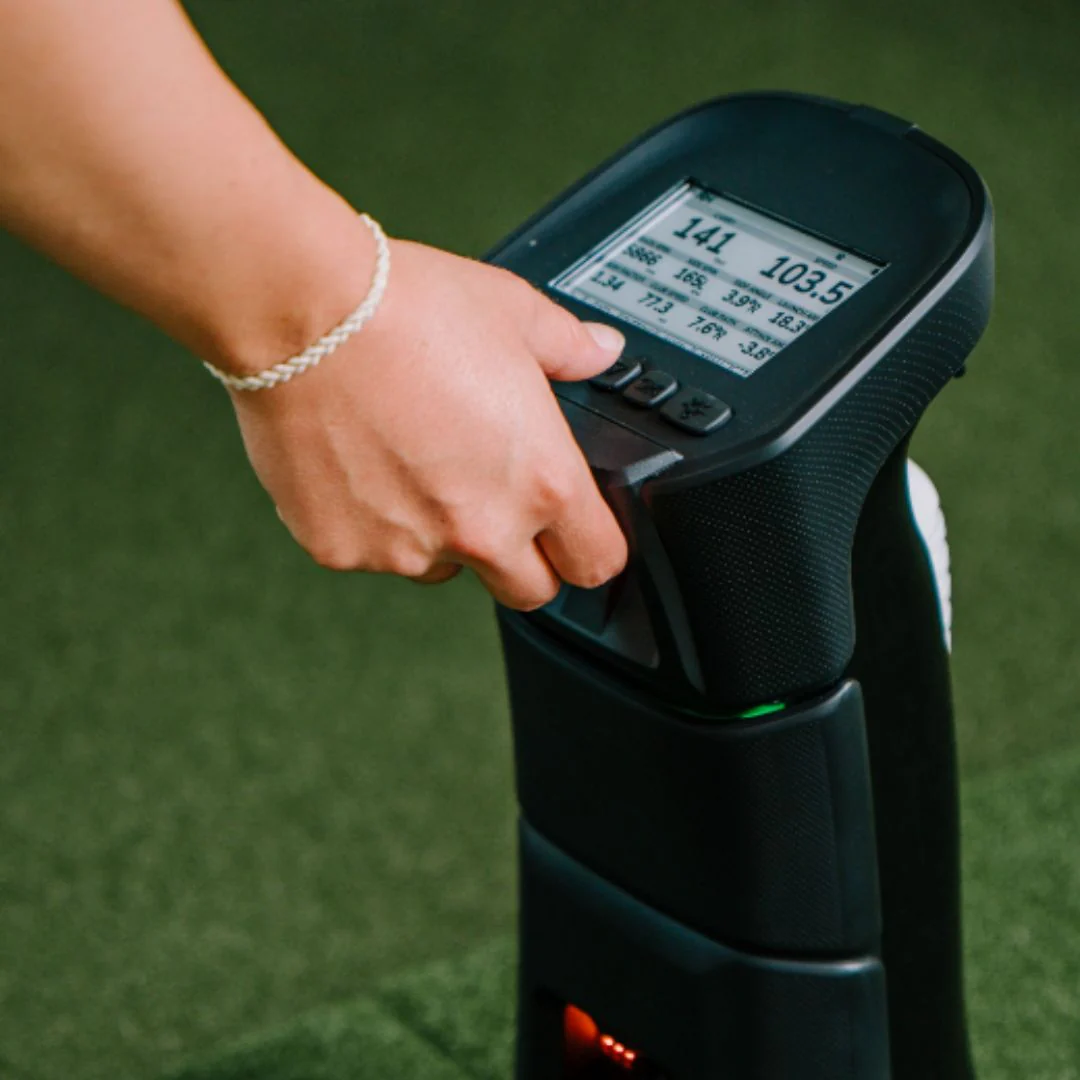 Uneekor EYE MINI Launch Monitor - Image 8