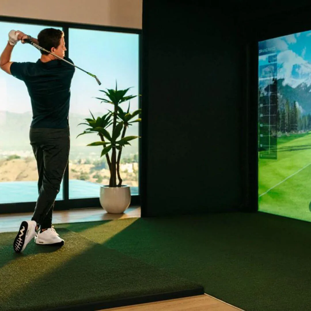 Uneekor EYE XO SIG12 Golf Simulator Package - Image 7