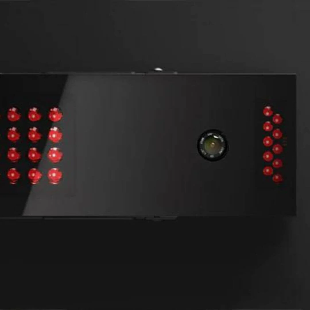 Uneekor EYE XO SIG12 Golf Simulator Package - Image 9